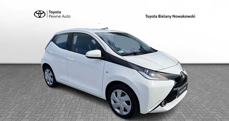 Toyota Aygo cena 42500 przebieg: 60545, rok produkcji 2017 z Miłomłyn małe 301